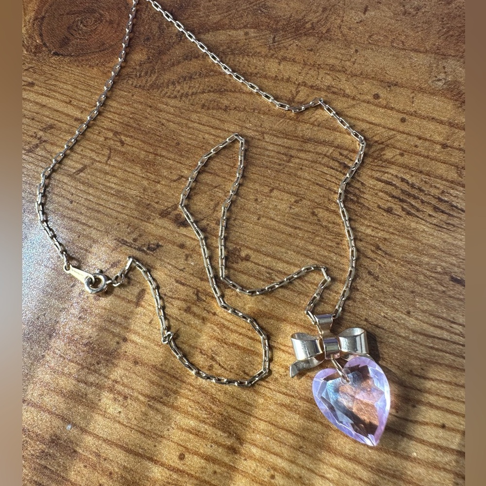 Vintage Avon Gold Heart Pendant Necklace with Bow